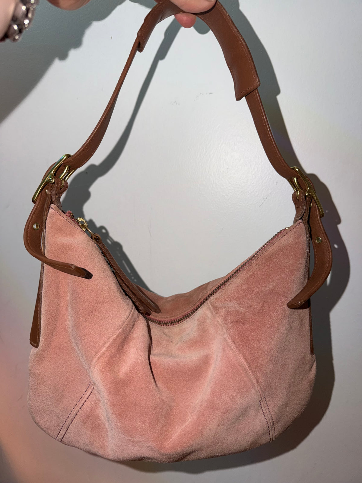 Vintage 2001 Coach suede hobo in blush pink, detail