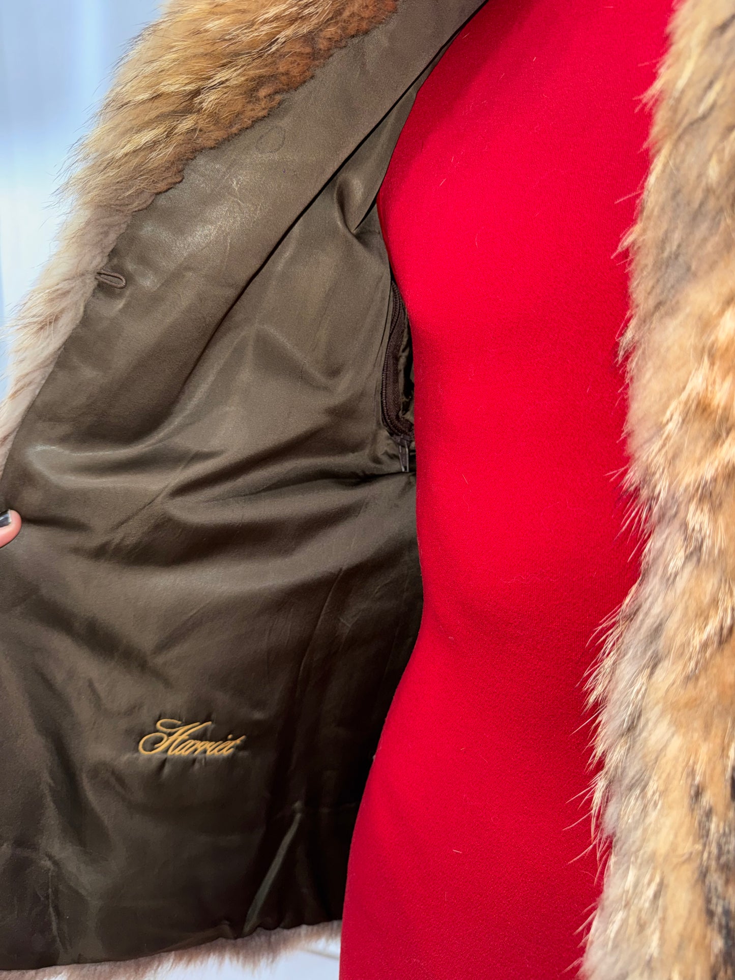 Vintage Tanuki Fur w/ Removable Sleeves