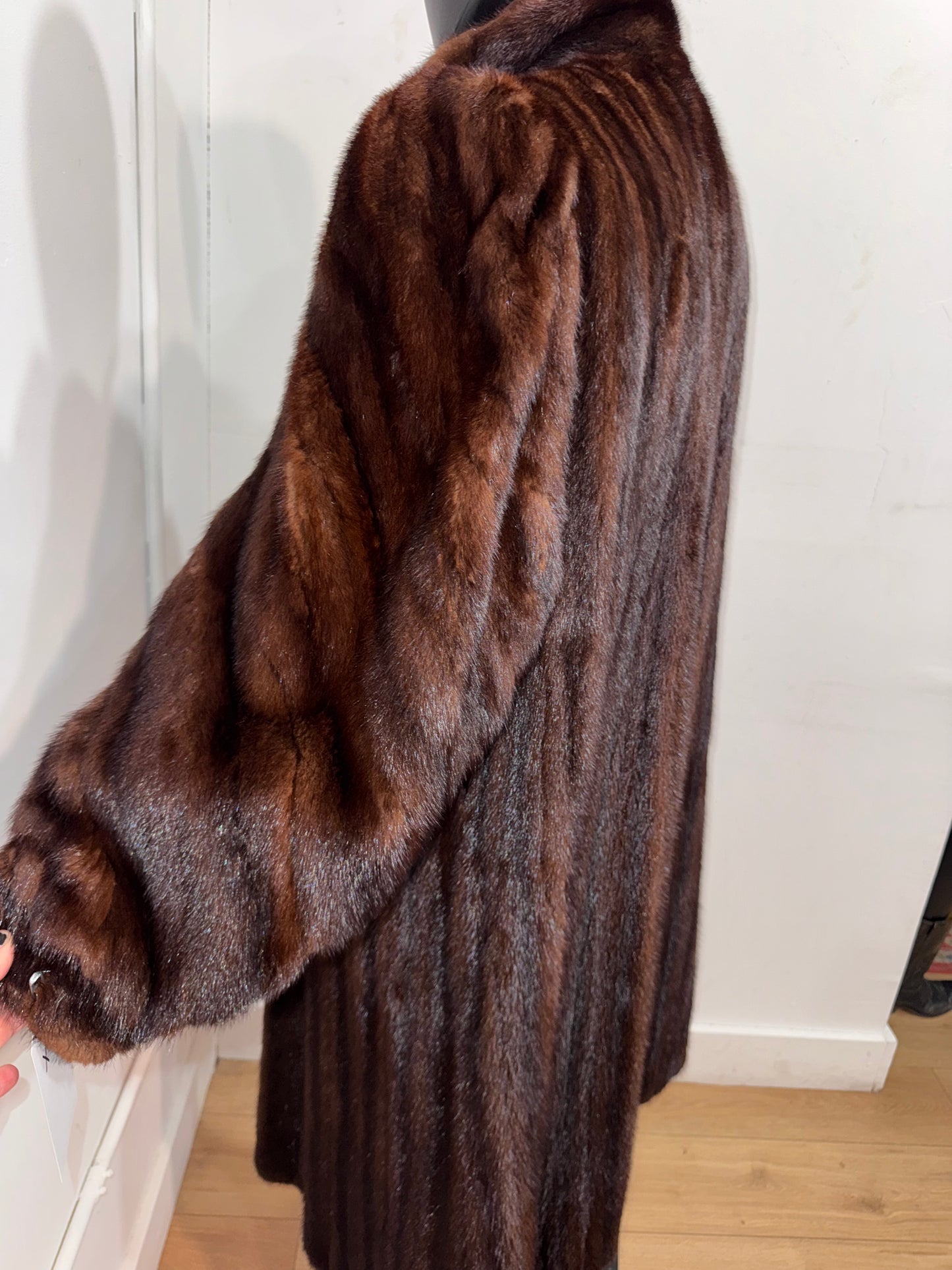 Vintage Brown Mink Fur w/ Shoulder Pads